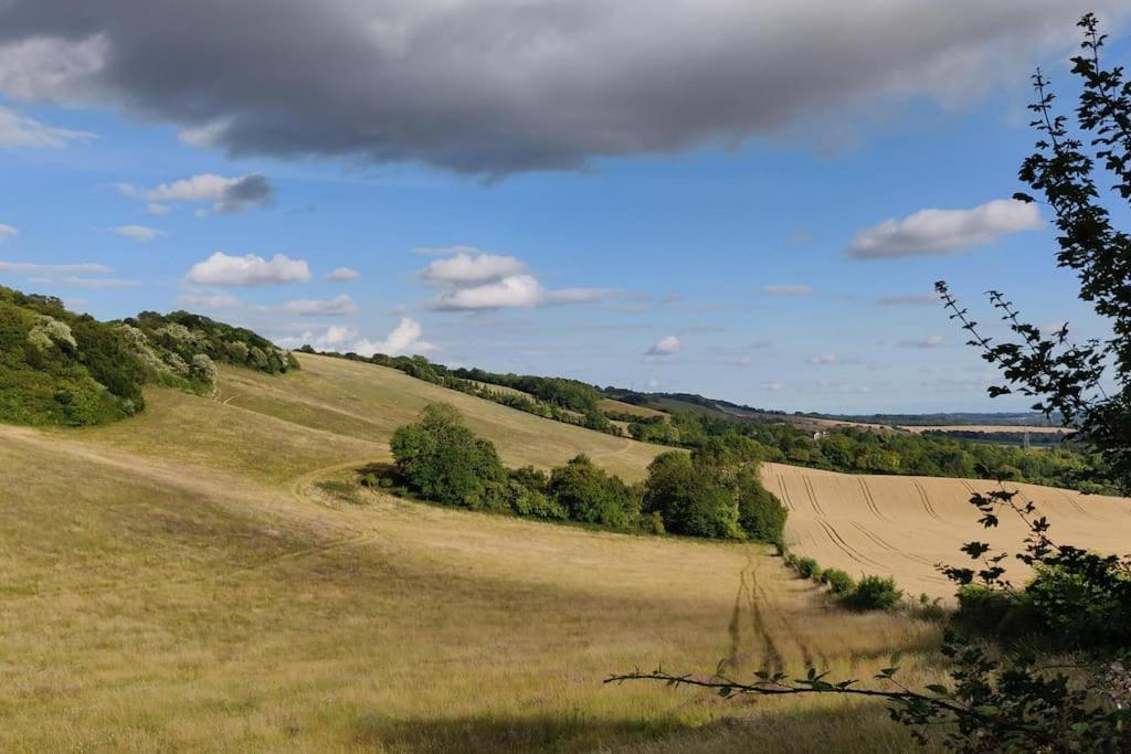 Romantic Shepherds Hut With Stunning Sunsets Hollingbourne Luaran gambar