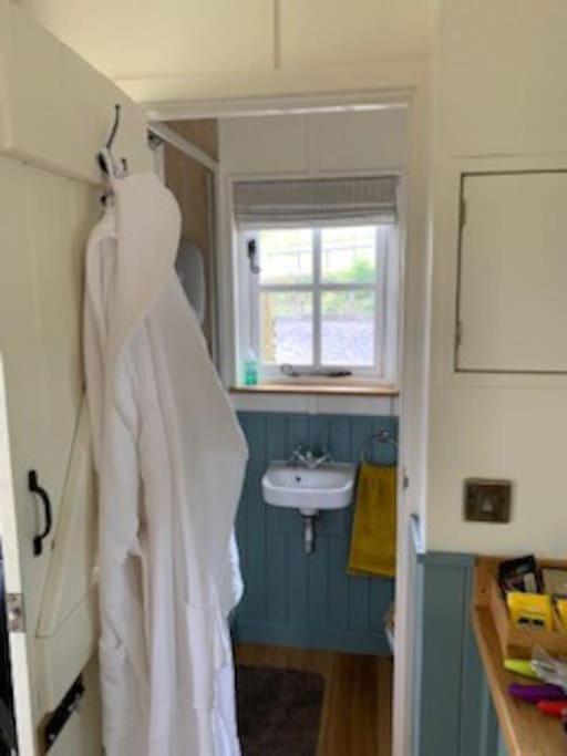 Romantic Shepherds Hut With Stunning Sunsets Hollingbourne Luaran gambar